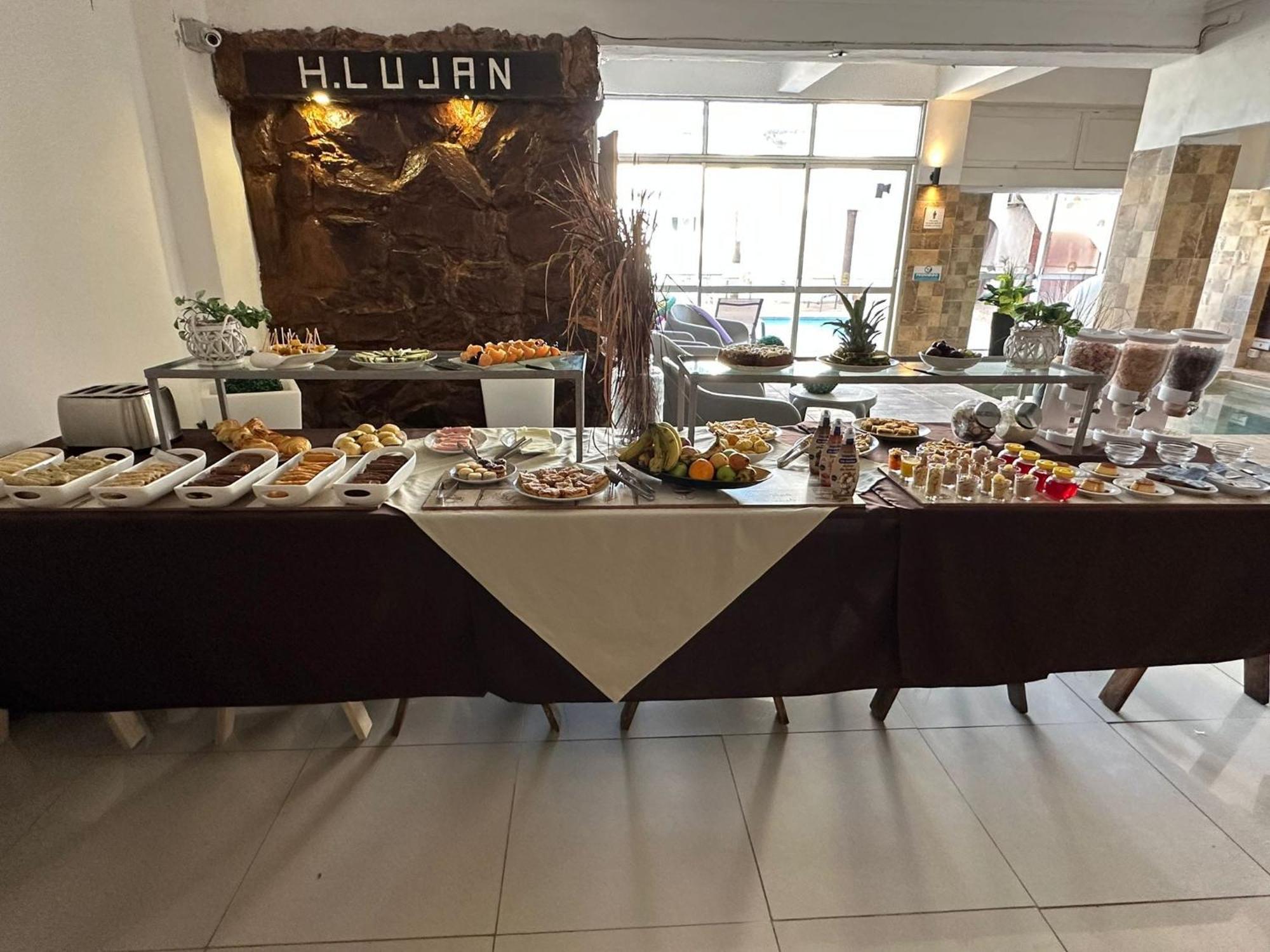 Hotel Lujan Piriapolis Ngoại thất bức ảnh